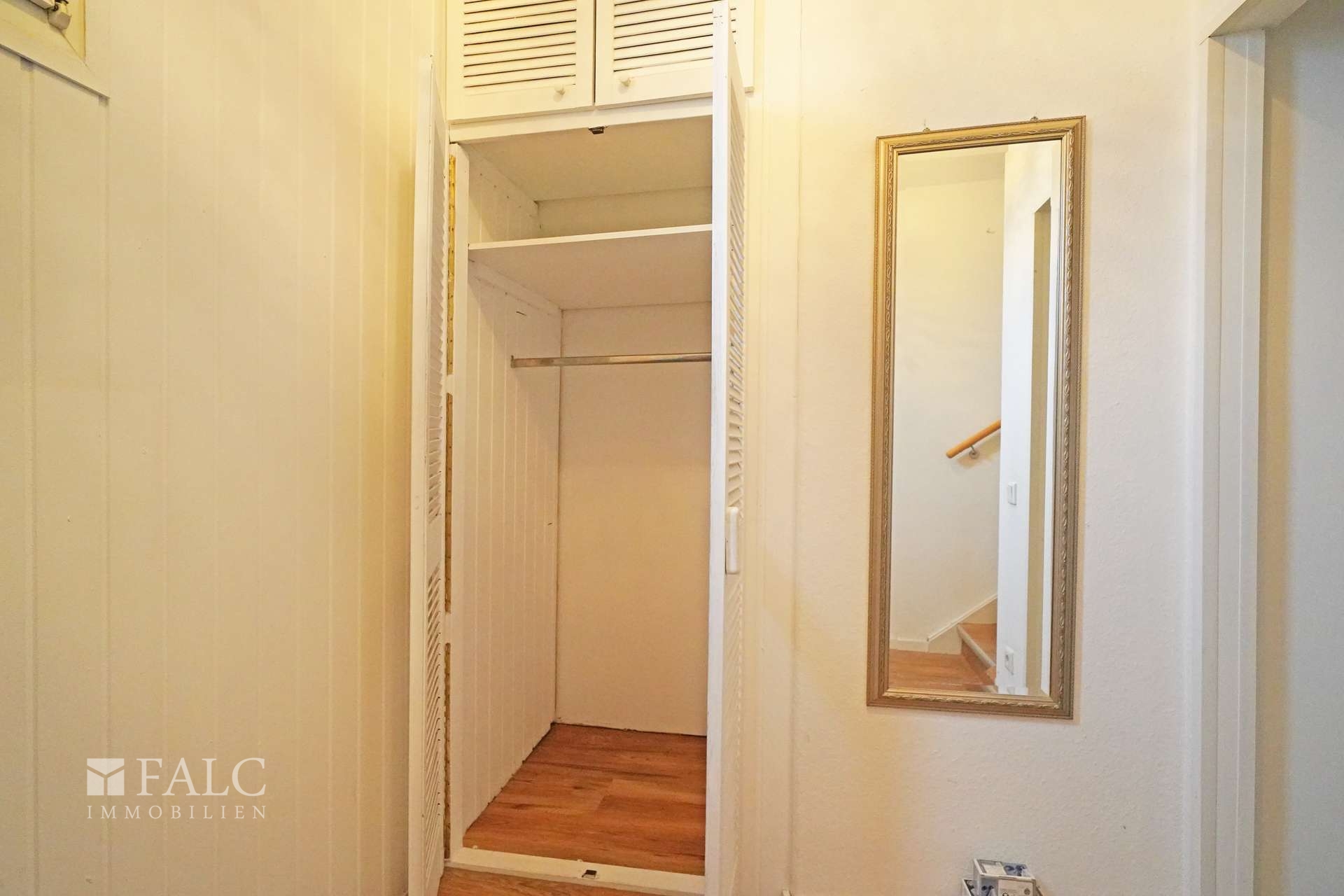 Abstellraum Flur 2.OG 1er von 2 Stück